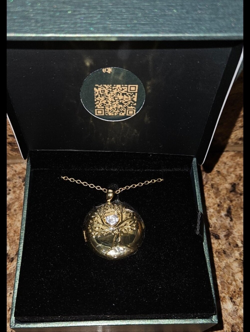 TOTWOO AI Smart Tree of Life Locket Necklace 18k Gold Plated